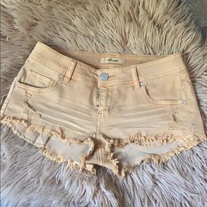 Refuge cutoff shorts